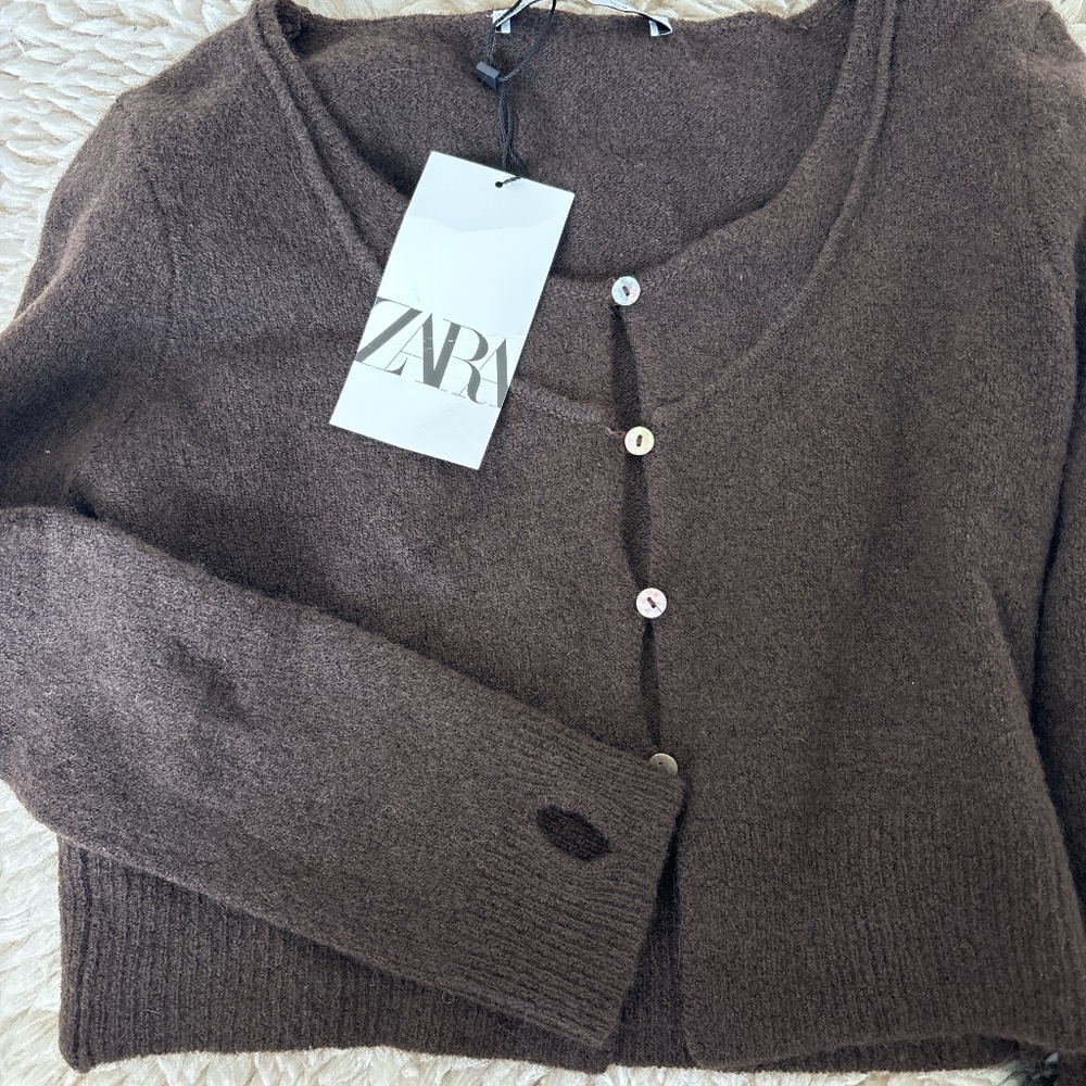 New Zara Wool & Yak Cropped Brown Sweater size Medium Thumb Holes